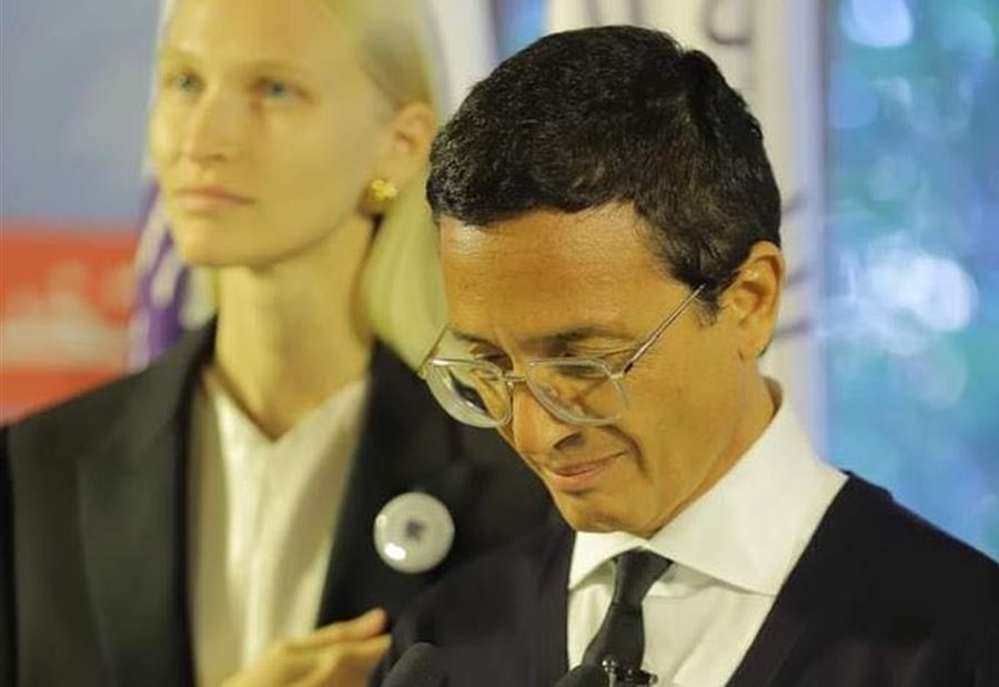 شعار حرفوش يصدح داخل مجلس النواب  شعار حرفوش يصدح داخل مجلس النواب