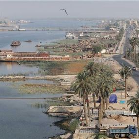 إيران تقطع المياه عن العراق 