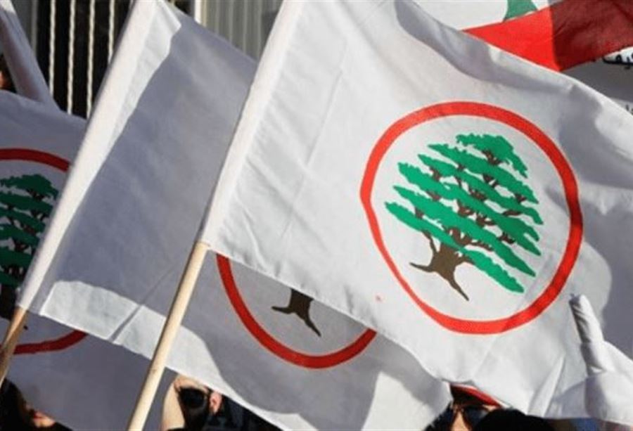 نائب "قواتي" يُهاجم غجر.. "يتصرف كأنه إجر كرسي" نائب "قواتي" يُهاجم غجر.. "يتصرف كأنه إجر كرسي"