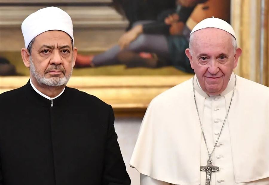 البابا فرنسيس وشيخ الأزهر إلى البحرين