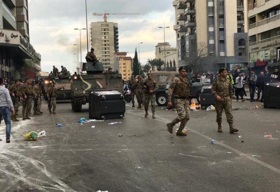 "لبنان نحو الفوضى"! "لبنان نحو الفوضى"!