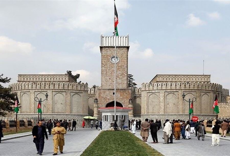 سقوط قذائف قرب القصر الرئاسي بكابل أثناء صلاة العيد (فيديو)