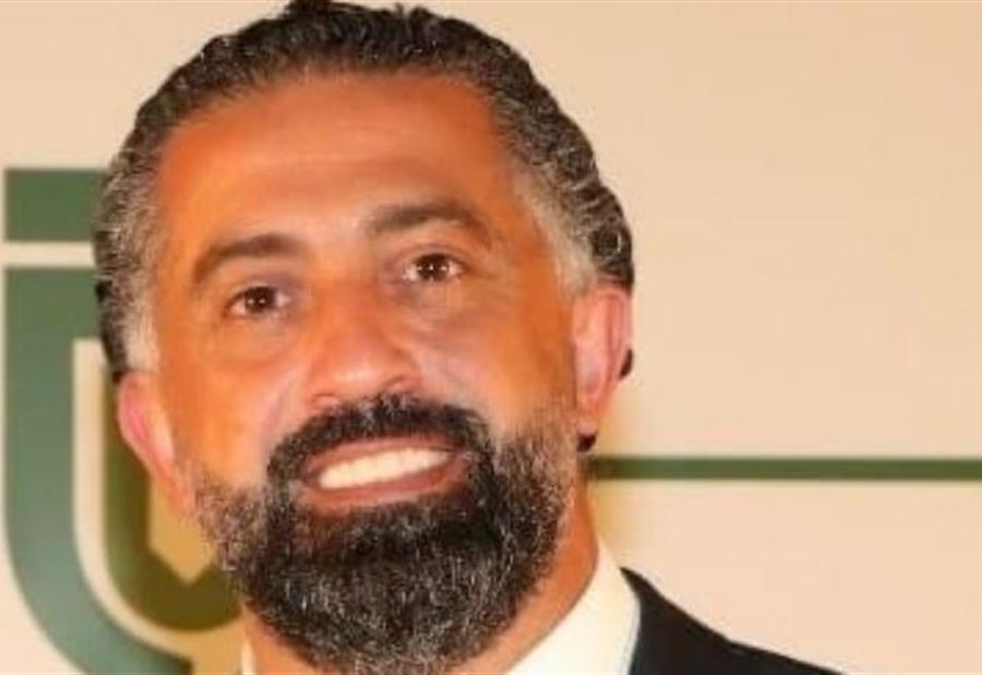 عمر الكوش: عنصر من خوارج الخارجية يمعن في جلد بلده