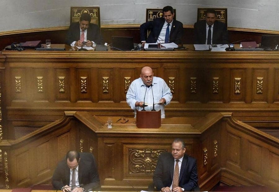 فنزويلا... وفاة مسؤول بارز بكورونا فنزويلا... وفاة مسؤول بارز بكورونا