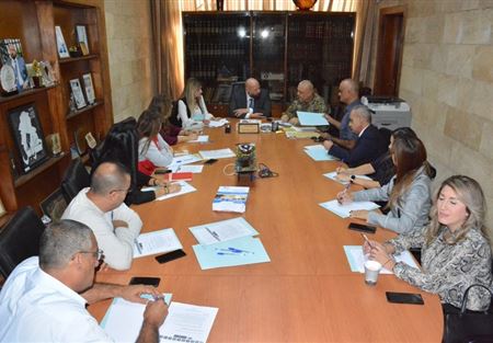 نهرا ترأس اجتماعا للجنة إدارة الكوارث نهرا ترأس اجتماعا للجنة إدارة الكوارث