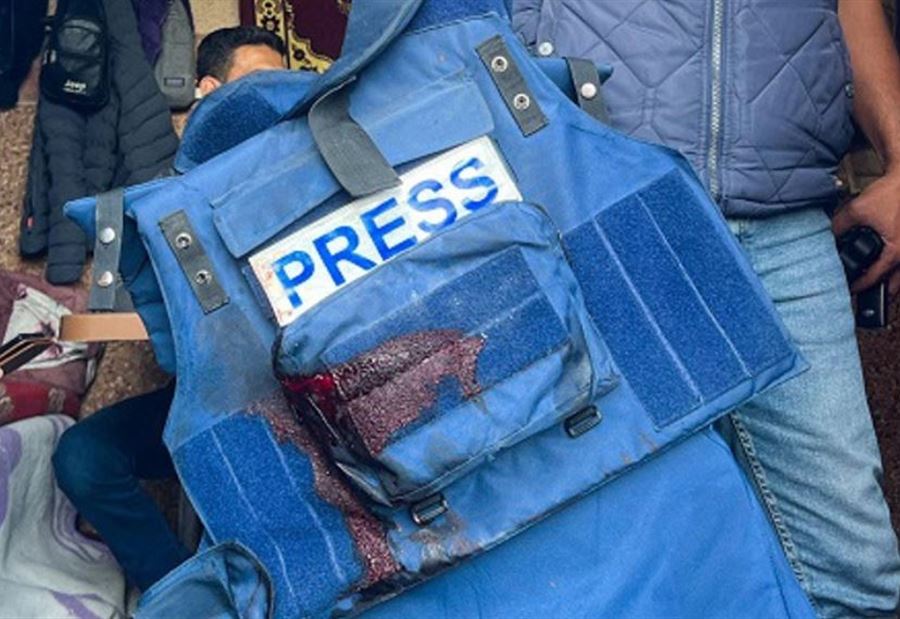 وسط الدمار الهائل... ارتفاع عدد الشهداء "الصحافيين" بِغزة