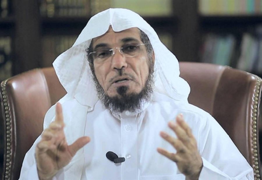 بالفيديو: أوّل مكالمة لسلمان العودة من سجنه تُثير جدلًا