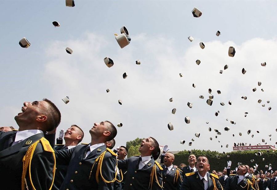 مراسيم ترقيات الضباط... وقّعت!