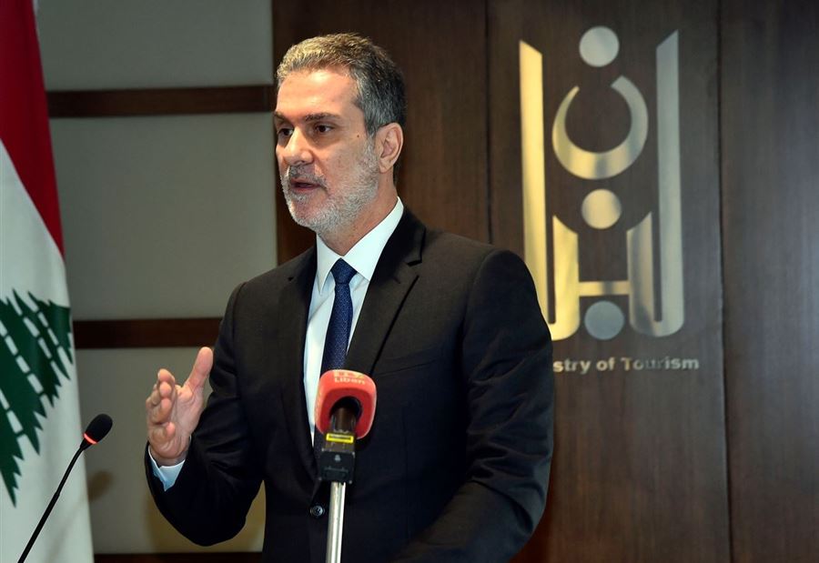 "قرار مجحف"... نصّار لـ بوشكيان: "عرف الحبيب مقامه فتدللا"