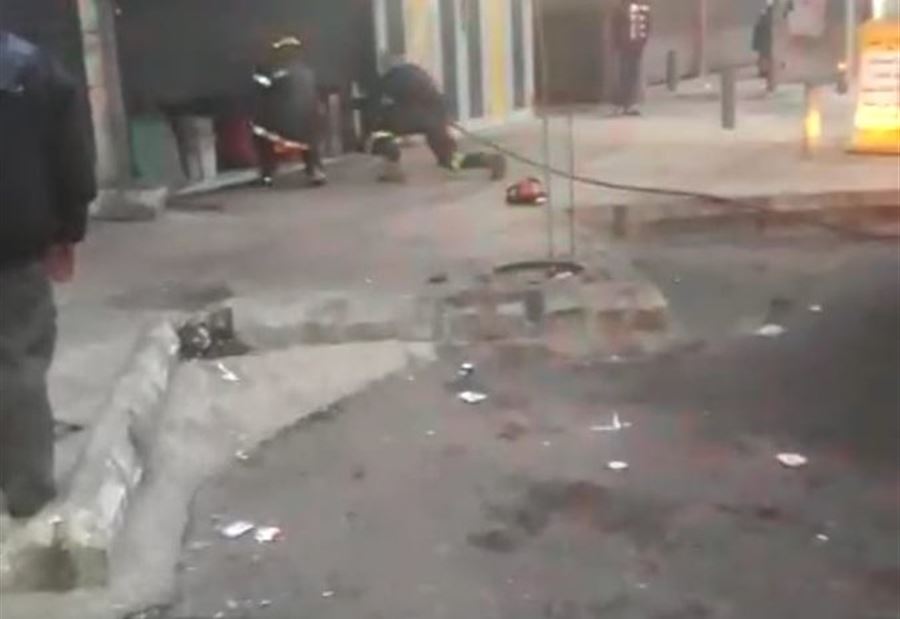 بالصورة: حريق احد المطاعم في حي السلم