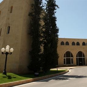 معضلة انتخاب الرئيس قد تحلّ في واحدة من معجزتيْن معضلة انتخاب الرئيس قد تحلّ في واحدة من معجزتيْن