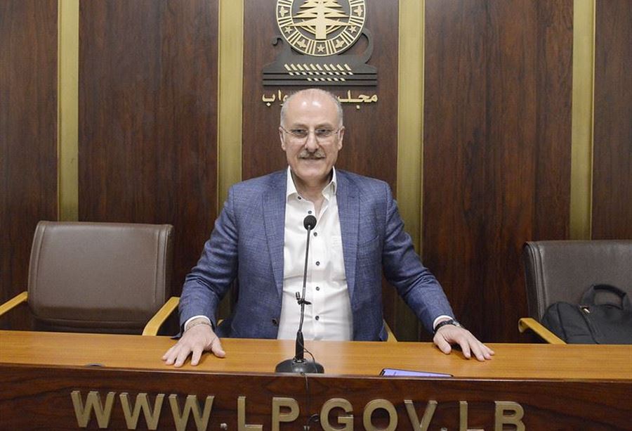 لبنان يدفع "ضريبة الموقف"... عبدالله: لن نساوم على انتمائنا