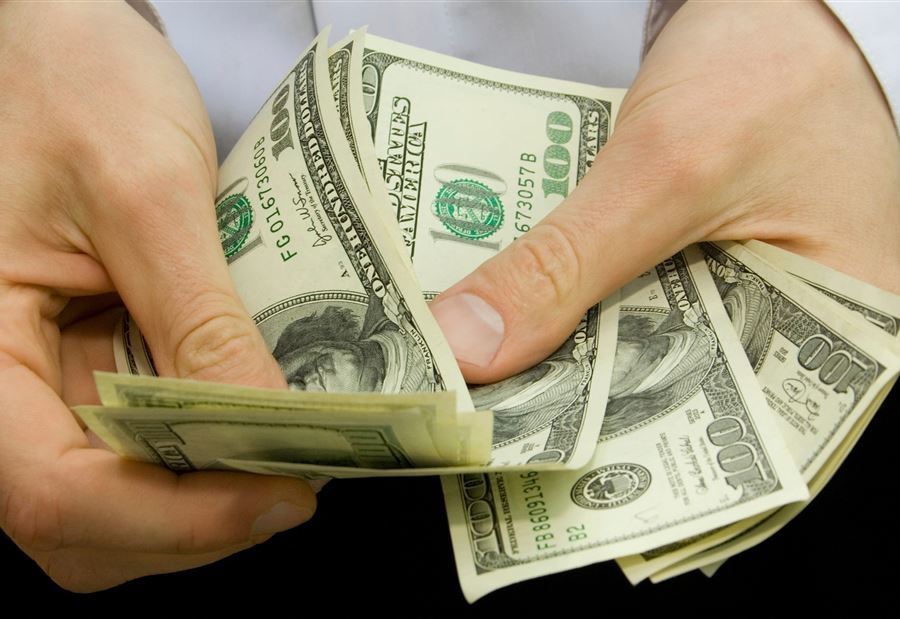 سعر دولار السوق السوداء اليوم الإثنين! 