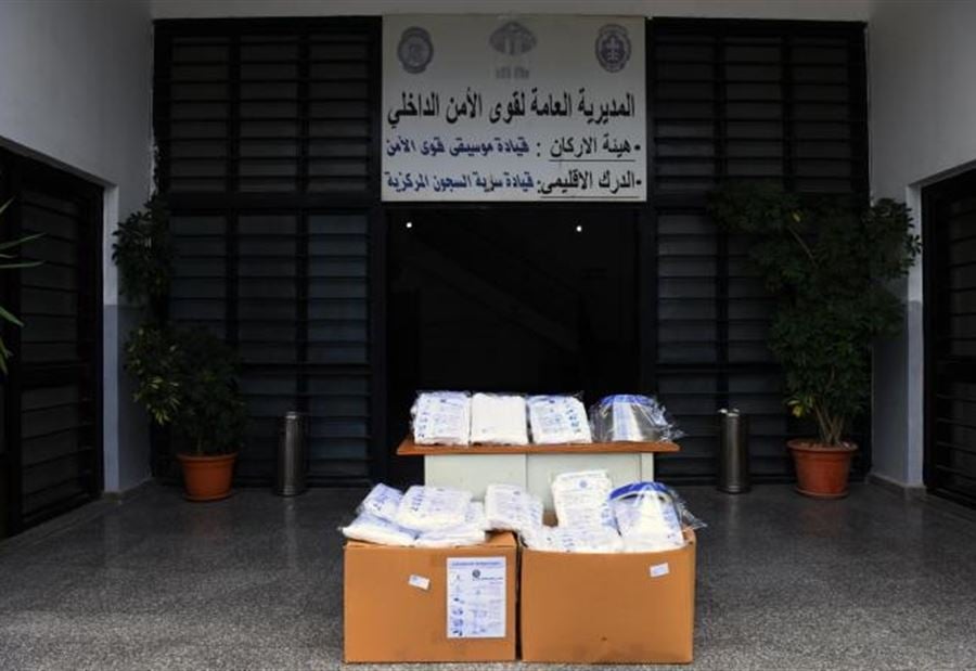 "نساء عكّار" يساعدن الأمن الداخلي في "حرب كورونا"