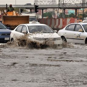 بالفيديو: سيول البحر الميت.. قتلى ومفقودون وطوارئ