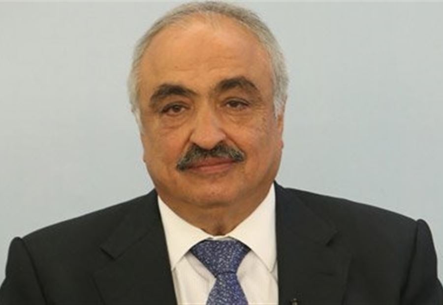 الحجار لعبدالله: شيل اللي حاطه على صفحتك أحسن ما نفتح الأوراق