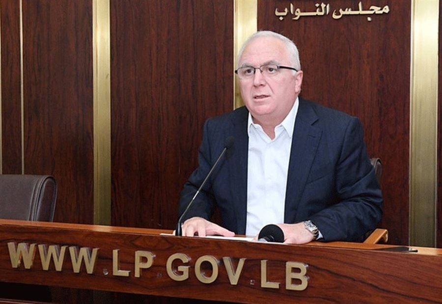 ضاهر يدعو الى "التواضع ووقف التصعيد"  ضاهر يدعو الى "التواضع ووقف التصعيد"