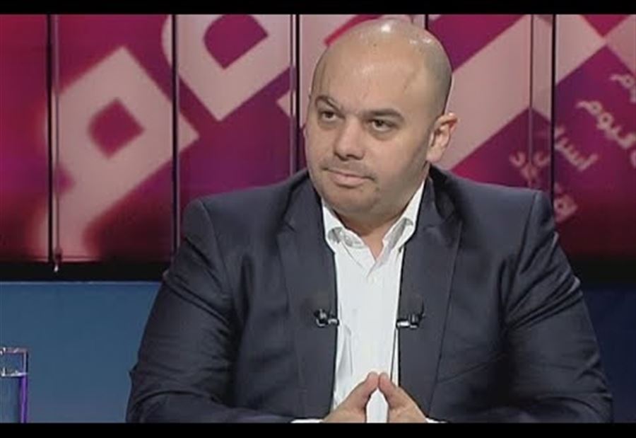 ردٌّ "عنيف" من داغر على عبدالله