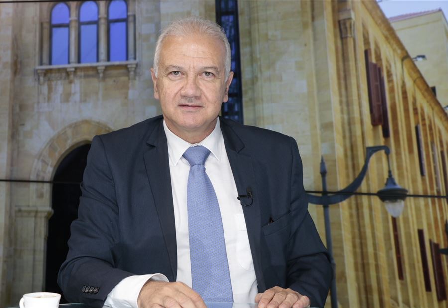 "بصفتي مواطناً لبنانيّاً"... كرم يوجّه دعوة إلى الوزير فيّاض "بصفتي مواطناً لبنانيّاً"... كرم يوجّه دعوة إلى الوزير فيّاض