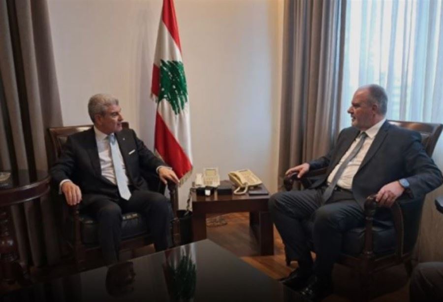 تسليم وتسلّم في "الصناعة"... الخوري: التصميم قائم لتحقيق نهضة تسليم وتسلّم في "الصناعة"... الخوري: التصميم قائم لتحقيق نهضة