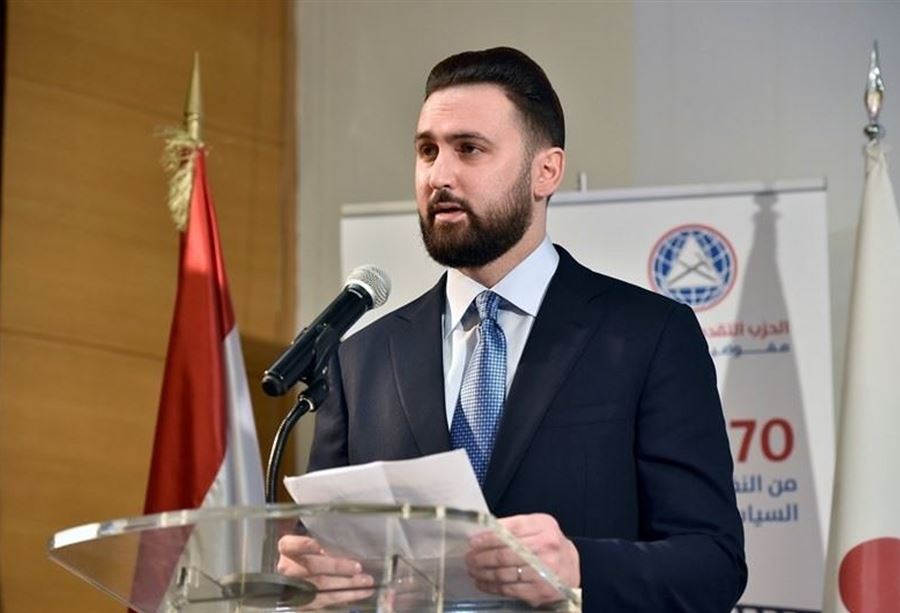 انتحل صفة النائب جنبلاط وتحدّث بإسمه 