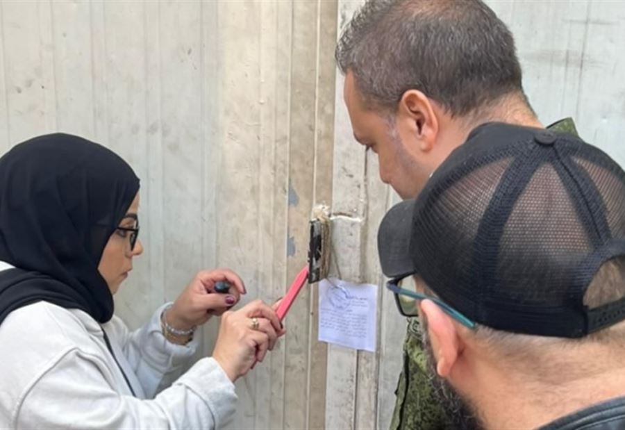 بالأختام... إغلاق مستودع حديدي ومولد كهرباء في بيروت