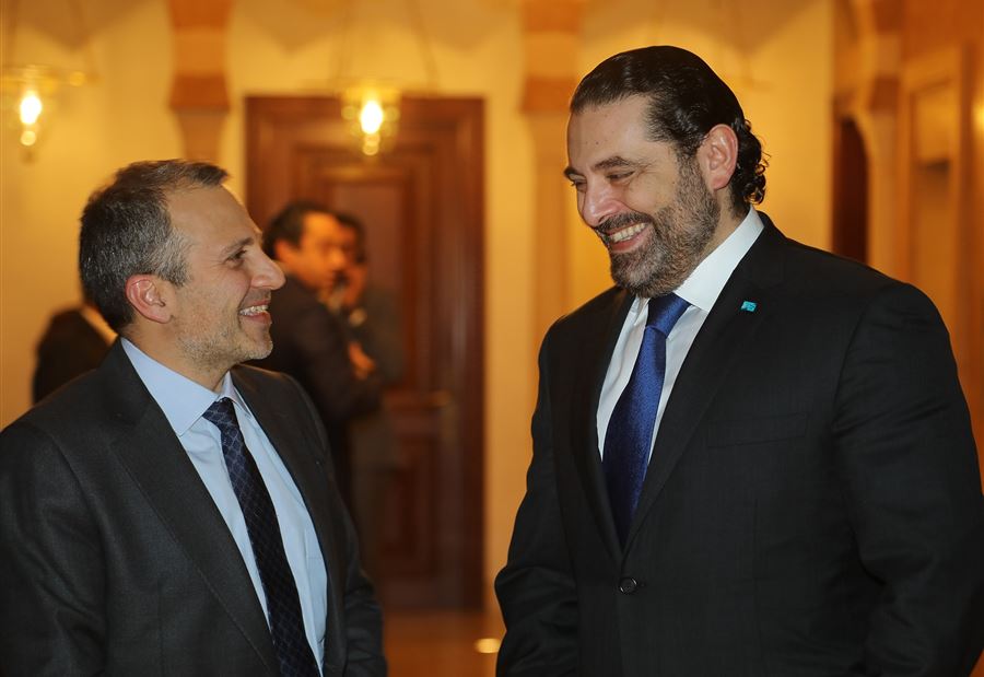 بين 