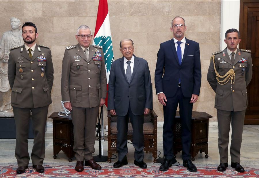 إعادة النازحين السوريين... دعوةٌ من عون إلى الإتحاد الأوروبي