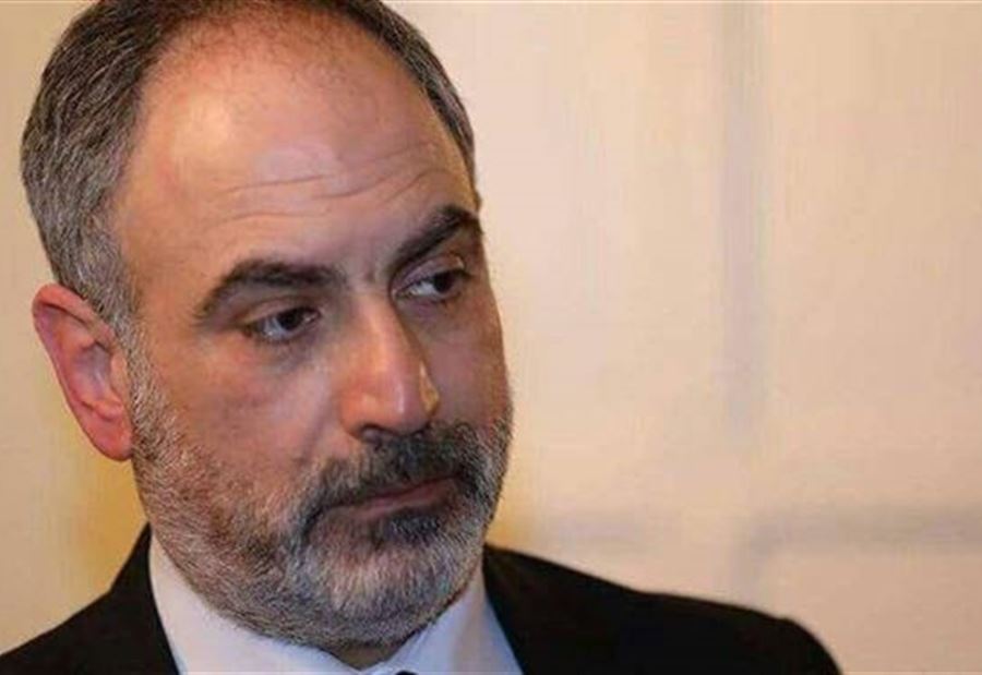 تغريدةٌ ناريةٌ لـ أسود... والمستقبل يرد