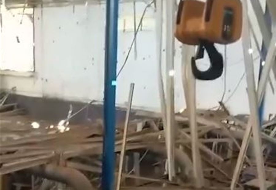 بالفيديو: آثار الأضرار على معمل الوزاني جرّاء الاستهدافات الاسرائيلية