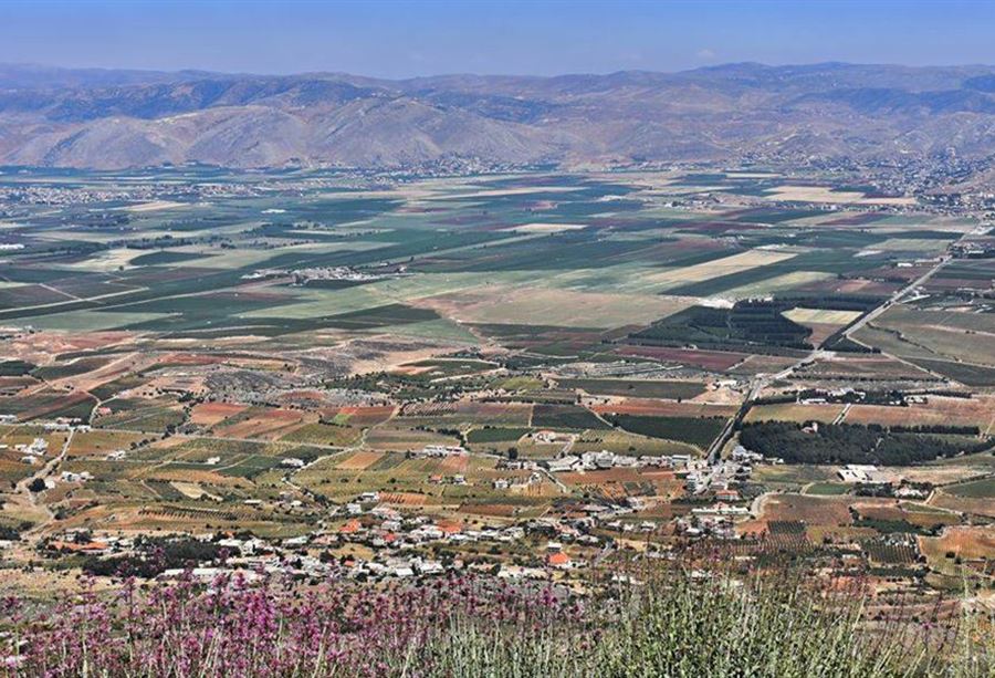 جريح بإشكال فردي في جلالا ... وإقفال طريق تعلبايا