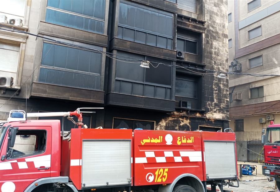 بعد مرور أسبوعين... ما جديد حريق مستودع الأقمشة؟