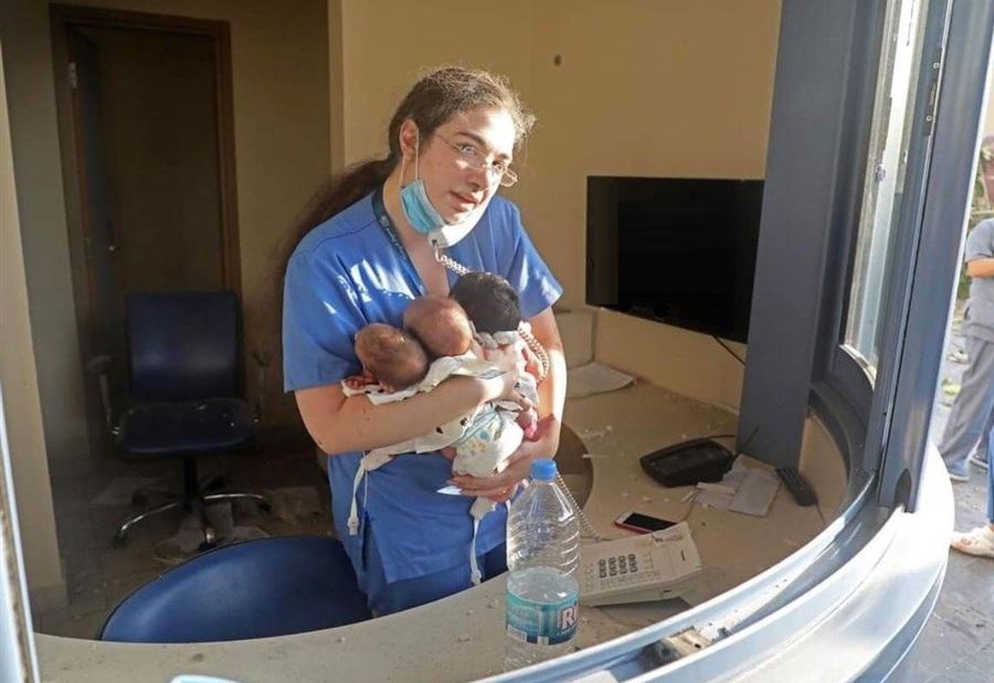 "ممرضة بيروت الشجاعة" تروي تفاصيل إنقاذها للأطفال الرضع "ممرضة بيروت الشجاعة" تروي تفاصيل إنقاذها للأطفال الرضع