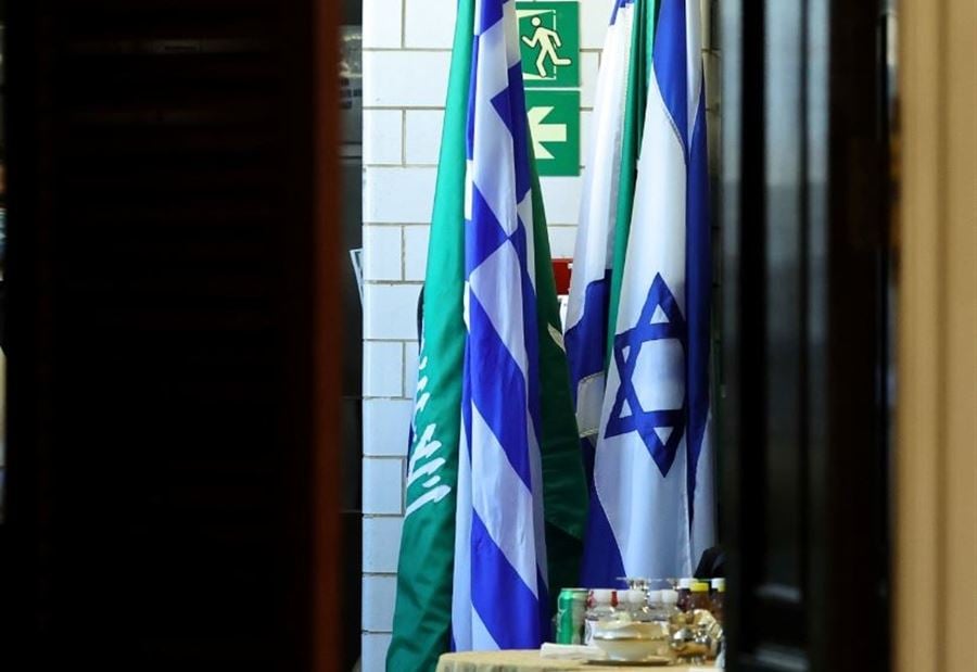 بِـ"ثمن أعلى"... السعودية ستُناقش فكرة الاعتراف بإسرائيل!