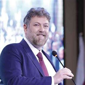 افرام يشكر الدفاع المدني لاخماده حريق ساحل علما