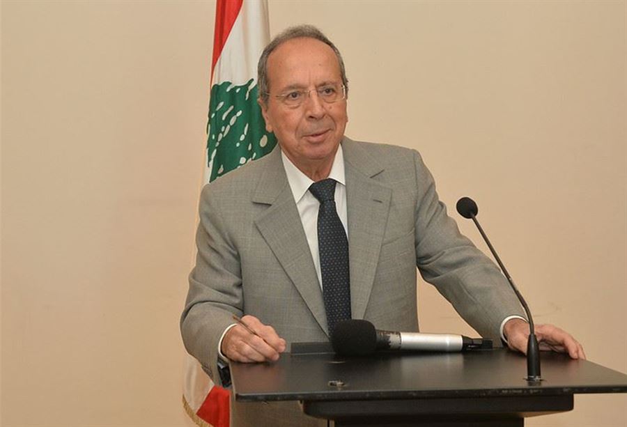 السيّد: أيُّ الفريقيْن على حق؟!