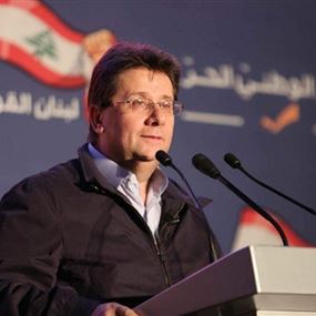 كنعان يغرّد عن الرئيس وأضعف الشعور الوطني