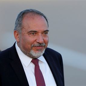 ليبرمان يطالب بضرب حماس