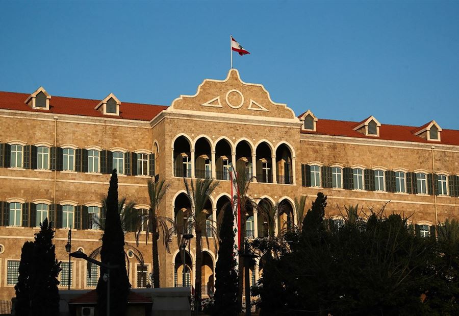 وزيرٌ يغادر إلى سوريا!