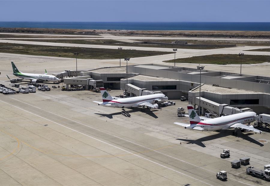 طيران الشرق الأوسط تنشر جدول رحلات يومي الاثنين والثلاثاء طيران الشرق الأوسط تنشر جدول رحلات يومي الاثنين والثلاثاء