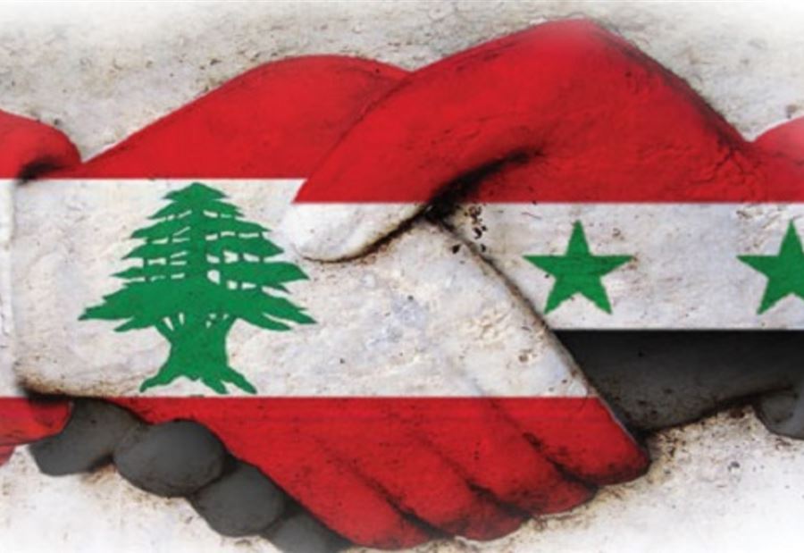 وزير يتحدَّث عن توجّه الحكومة لإعادة علاقات "مميزة" مع سوريا