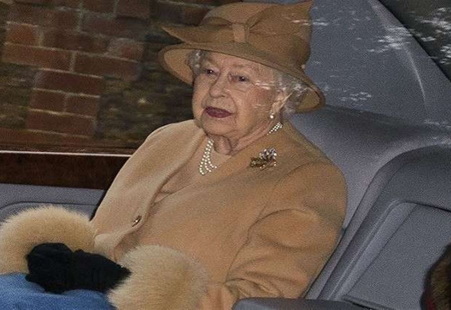 خطة لإجلاء الملكة إليزابيث من لندن خطة لإجلاء الملكة إليزابيث من لندن