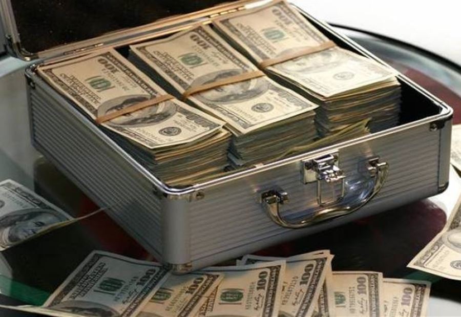 مصارف كُبرى حرّكت أموالاً منهوبة