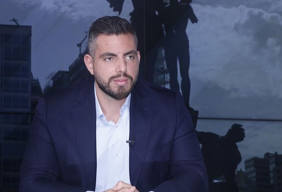 بعد بيانات الخليج "التحذيرية"... تغريدة لـ ميشال المر!