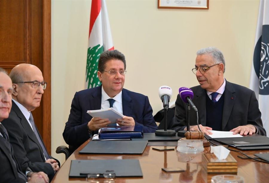 "الدولة عاجزة ومتعثّرة"... كنعان: الموازنة وحدها لا تعالج المشكلة