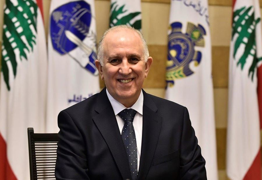 1117 محضر ضبط بحق مخالفين... وفهمي يلوّح بـ "الإخضاع" 1117 محضر ضبط بحق مخالفين... وفهمي يلوّح بـ "الإخضاع"