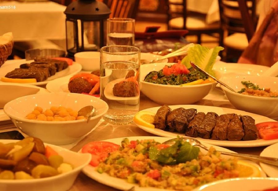 فصلوهم ودعوهم للإفطار!