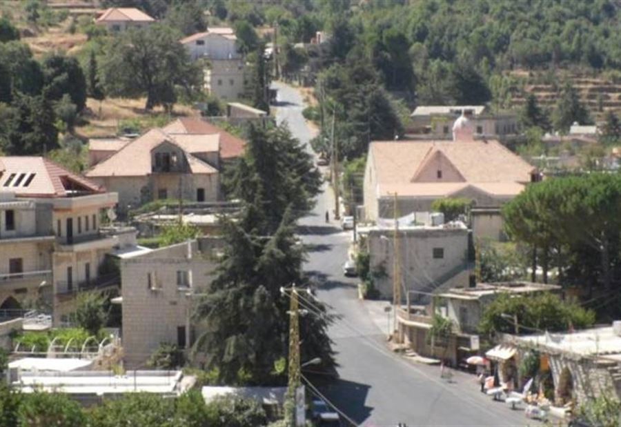وزير من حزب الله يتلقى دعوة من تيمور جنبلاط 