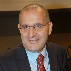 عراجي: ​الدستور​ لا يحدد أي مهلة للحريري لتشكيل الحكومة