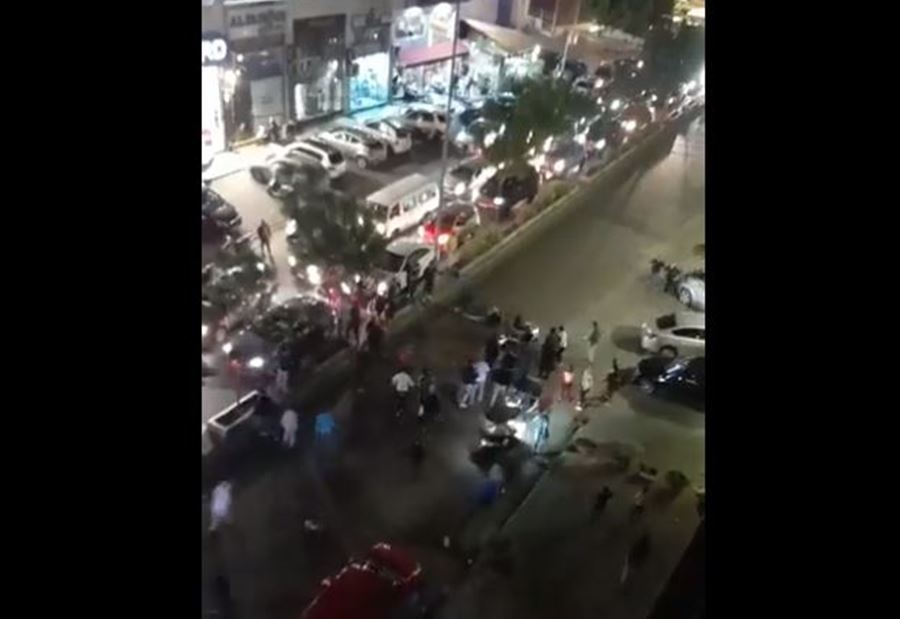 بالفيديو: كلب شرس يهاجم "مشجعي البرازيل" في الضاحية والنهاية مأساوية!